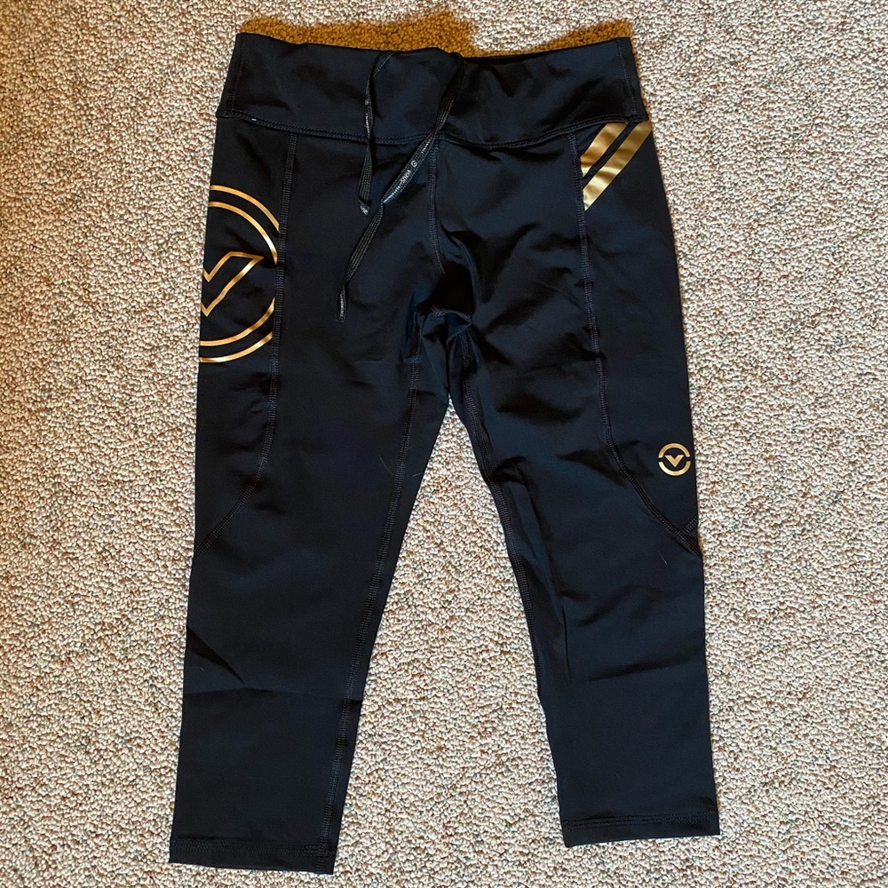 Women’s Virus Black Leggings Brand New Size Small